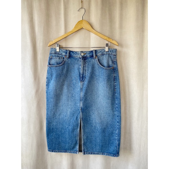 Dynamite Light/Mid Denim Wash Slit Pencil Skirt - Picture 1 of 6